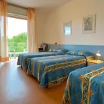 Hotel Myriam 3*