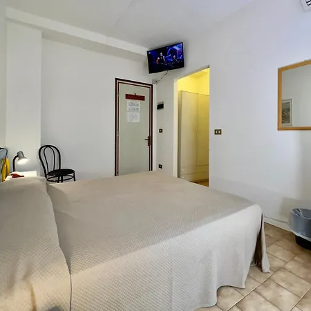 Hotel Myriam 3*
